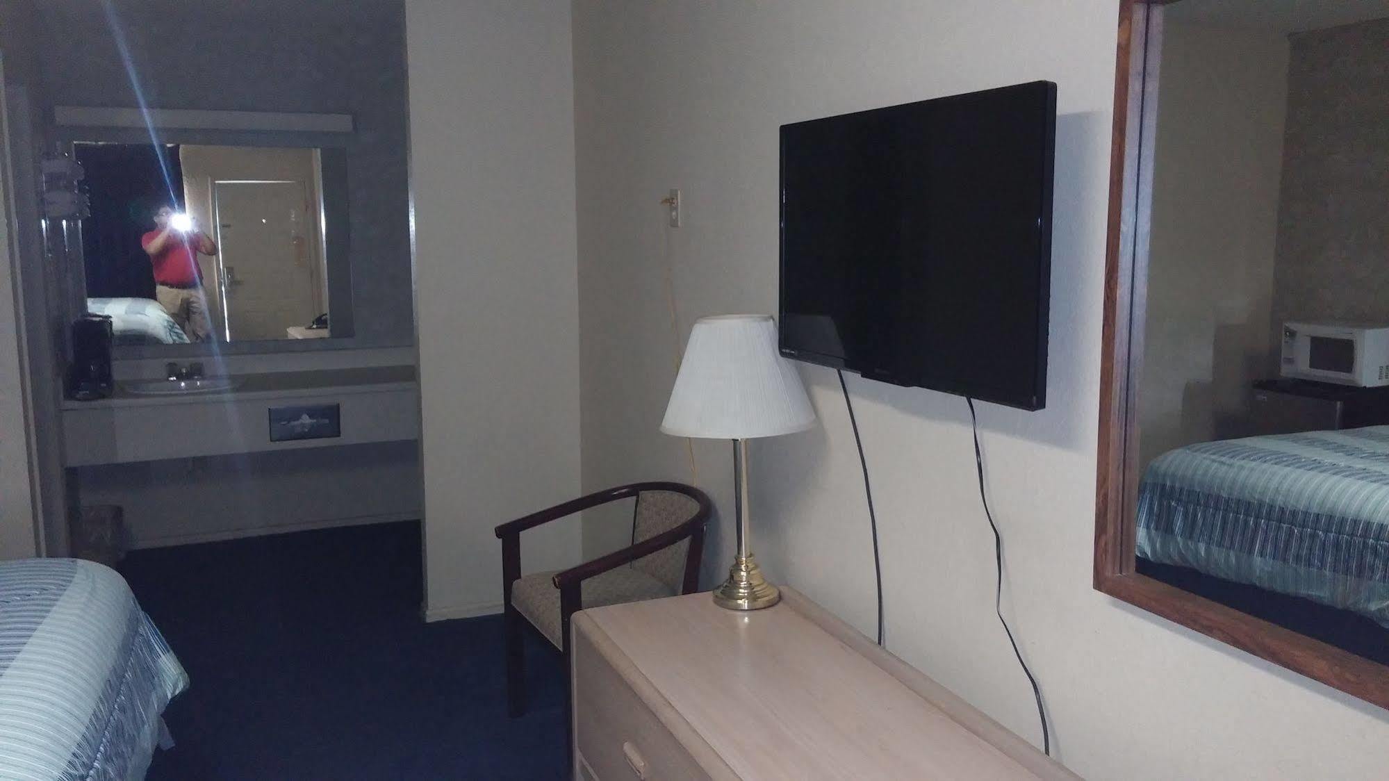 Budget Host Inn Eastland Екстер'єр фото